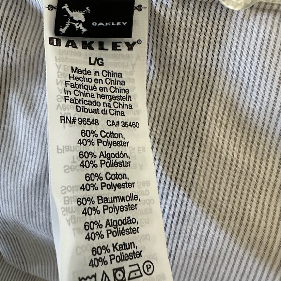 Oakley Button Down Shirt NWT - Picture 4 of 4